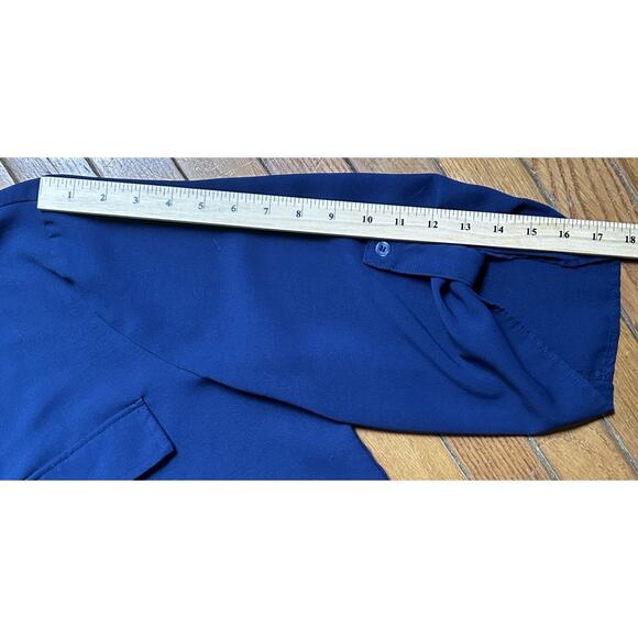 Bloomchic Navy Blue V-Neck Roll Tab Sleeve Flowing Blousem14/16 - Picture 8 of 10